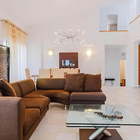 Elysium 5-bdrm With Private Pool, Sani Area Appartamento *