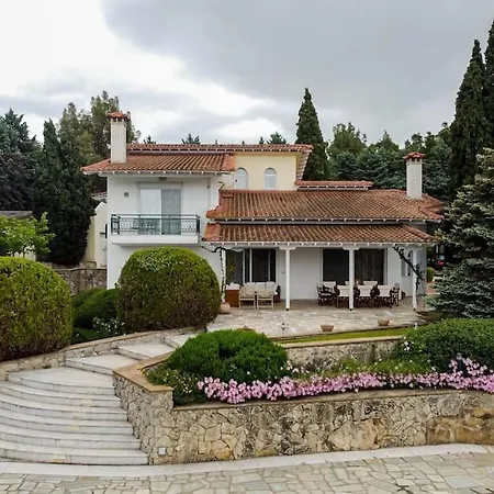 Elysium 5-bdrm With Private Pool, Sani Area *